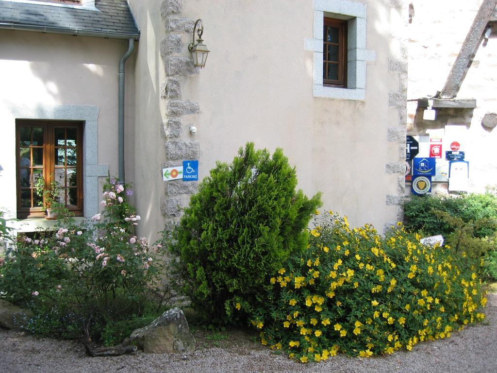 Quarré-les-Tombes Auberge De L'Atre מראה חיצוני תמונה
