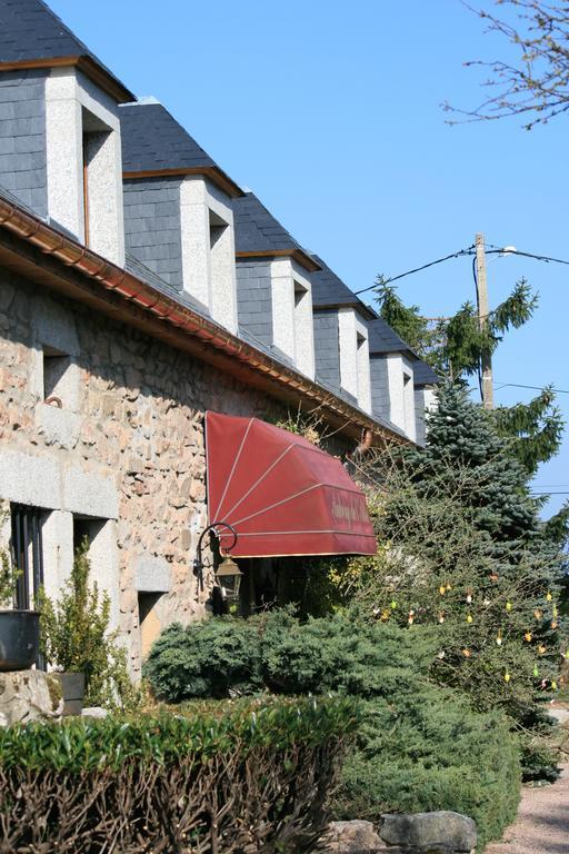 Quarré-les-Tombes Auberge De L'Atre מראה חיצוני תמונה